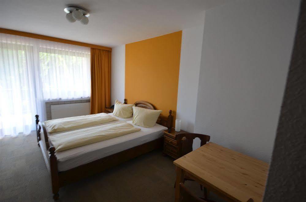 Hotel Garni Schafer Horrem Extérieur photo